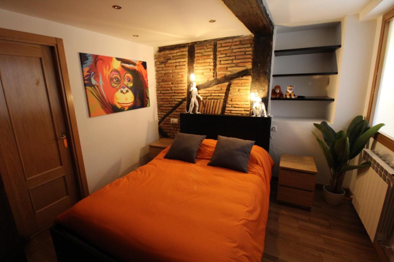 Monkeys House. Lägenhet Vitoria-Gasteiz Exteriör bild