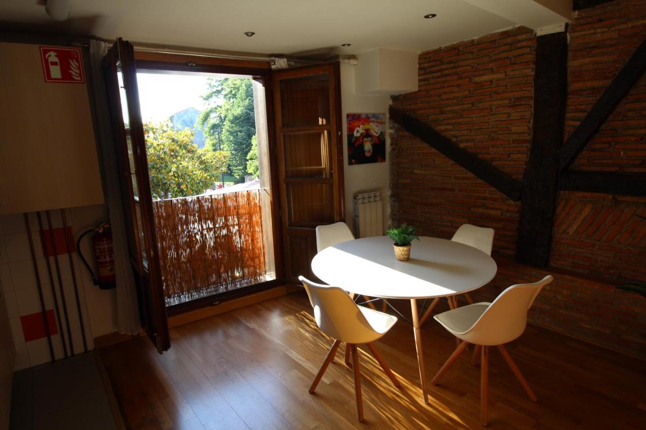Monkeys House. Lägenhet Vitoria-Gasteiz Exteriör bild